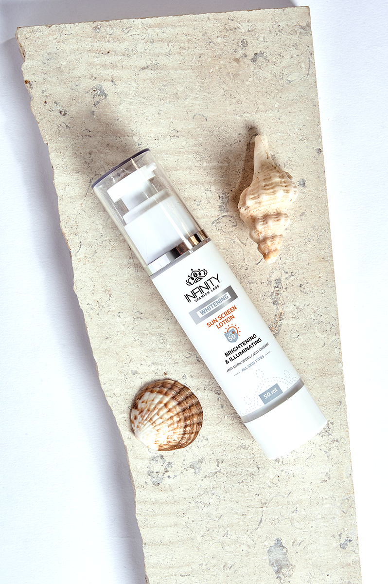 Whitening Sunscreen SPF50+ lifestyle shot – daily facial sun protection